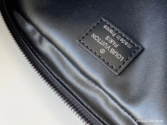 Official oldcobbler PM POUCH TOILETRY LOUIS VUITTON 0707